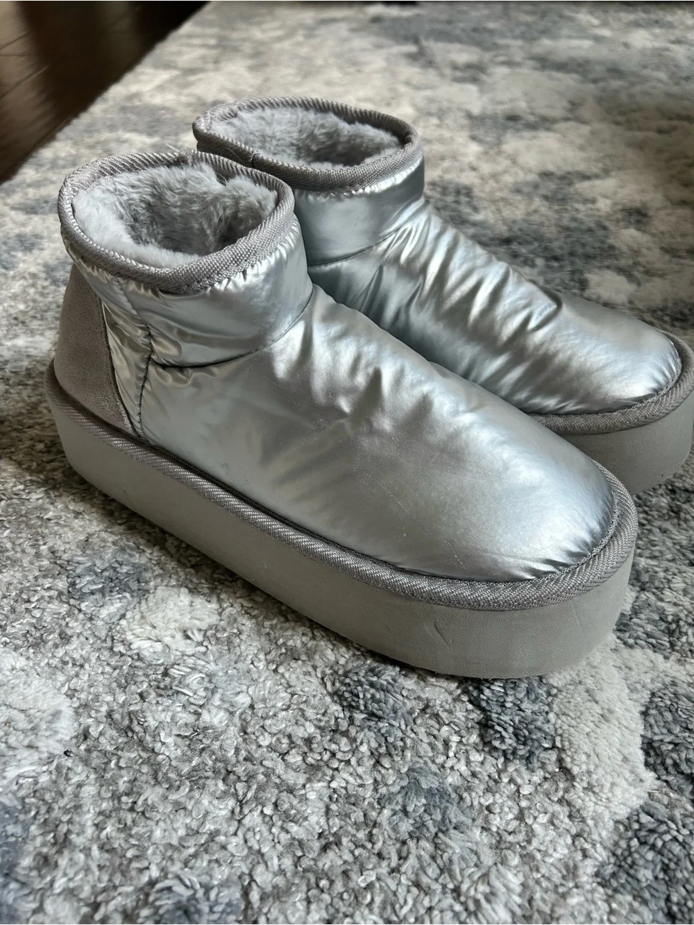 Steve Madden Silver Sonikk Puffer Platform Booties - Cozy Faux-Fur Lining